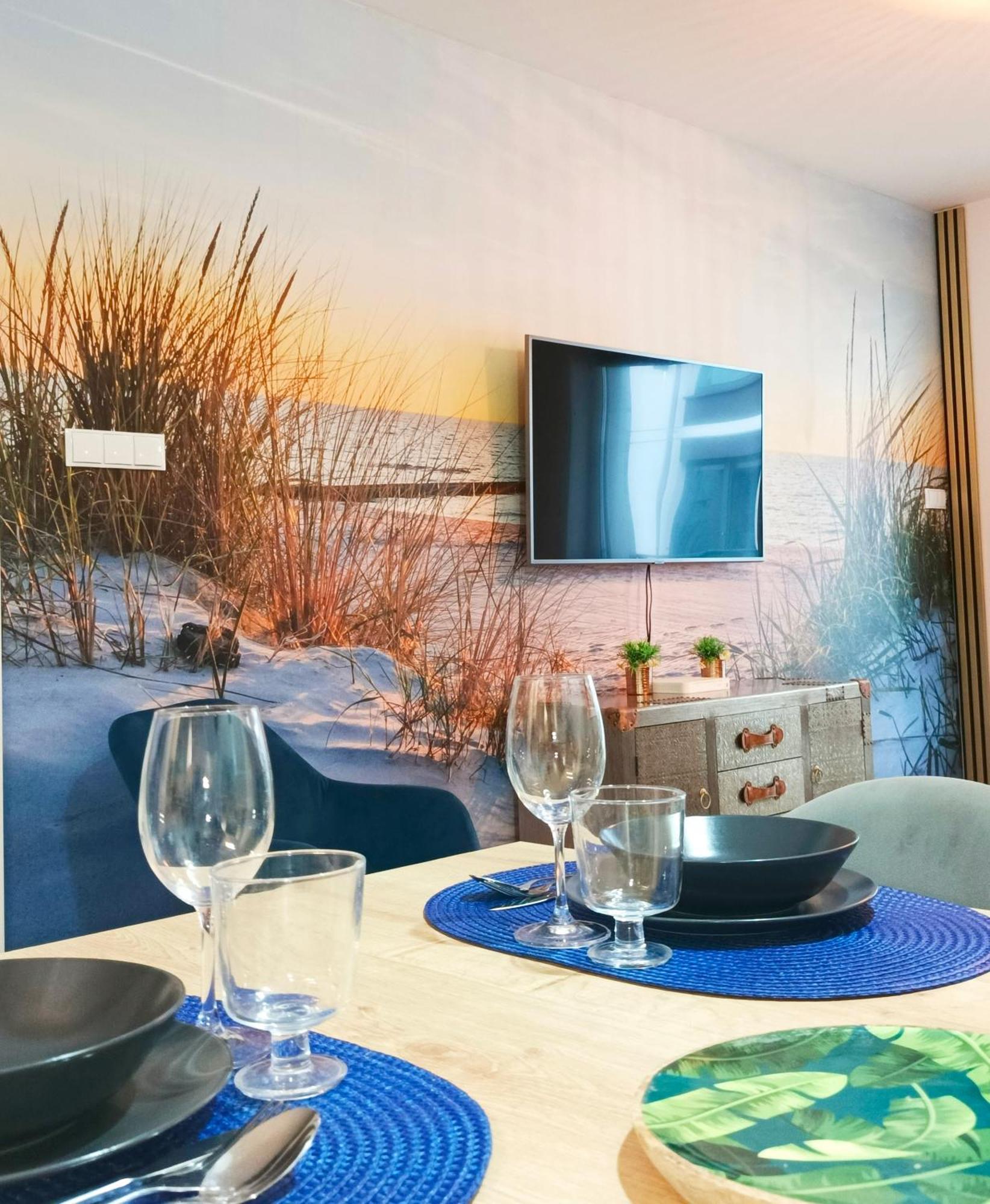 Apartament Z Wellness Nadmorskie Tarasy Kolobrzeg Bagian luar foto