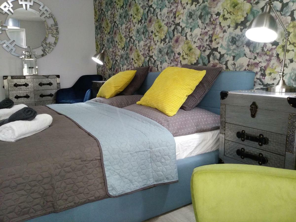 Apartament Z Wellness Nadmorskie Tarasy Kolobrzeg Bagian luar foto